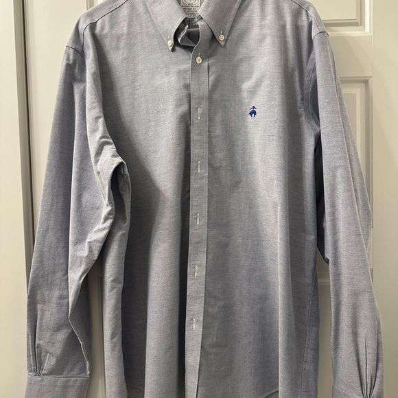 Brooks Brothers Men's Gray Button-Down Shirt NWOT - Picture 1 of 3